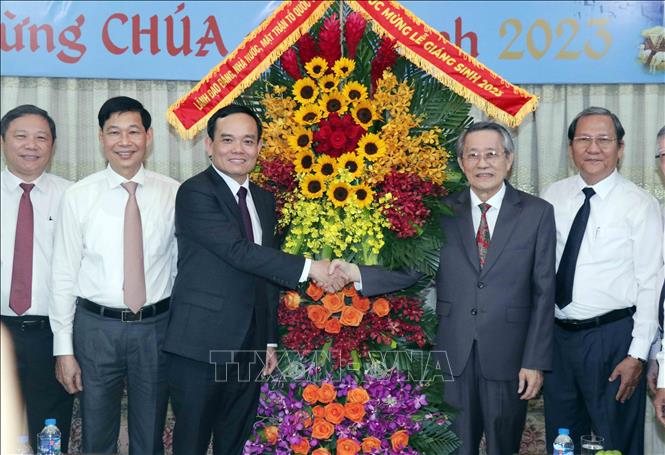 Le vice-Premier ministre Tran Luu Quang adresse ses vœux de Noël à Hô Chi Minh-Ville