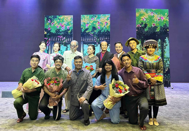 Des pièces vietnamiennes remportent la médaille d or à la Semaine du théâtre Chine-ASEAN