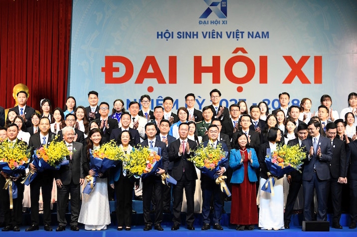 Les étudiants vietnamiens - une ressource humaine importante pour l’édification et la défense de la Patrie