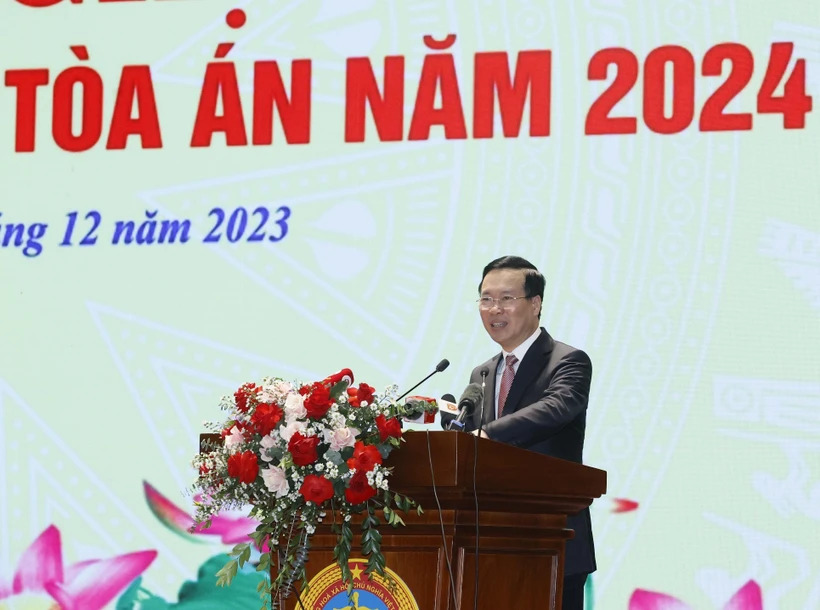 Le chef de l État demande aux tribunaux d être une véritable source de soutien pour le peuple