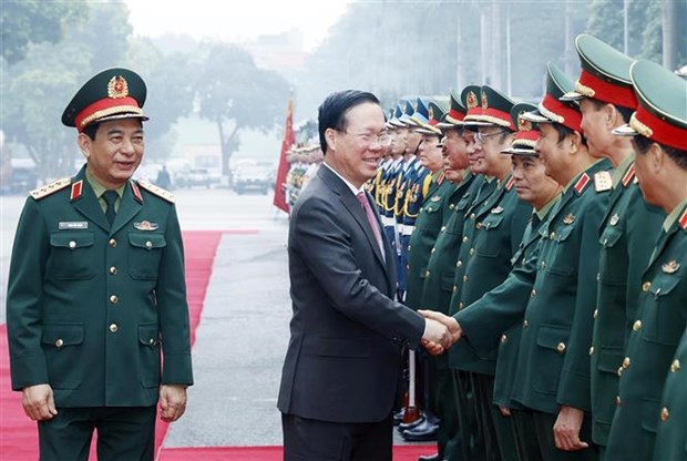 Le président Vo Van Thuong participe à la Conférence politico-militaire de l Armée 2023