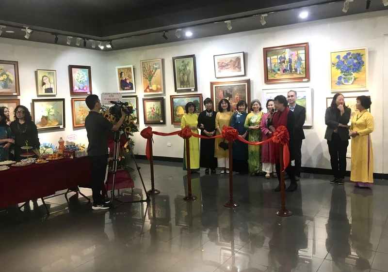 Ouverture de l exposition d art Changement de saison