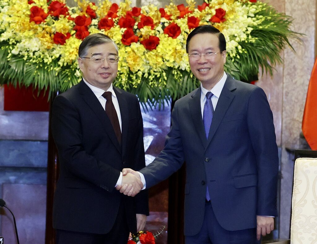 Le président Vo Van Thuong souligne l’amitié traditionnelle Vietnam-Chine