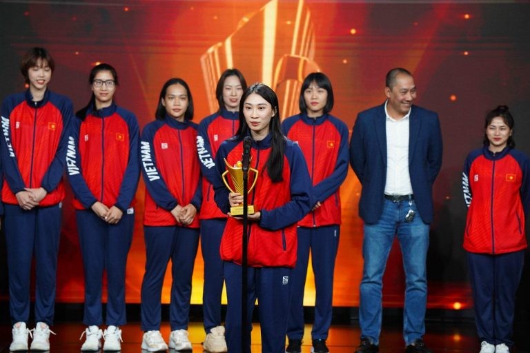 Les meilleurs athlètes et entraîneurs honorés à la Coupe de la Victoire 2023