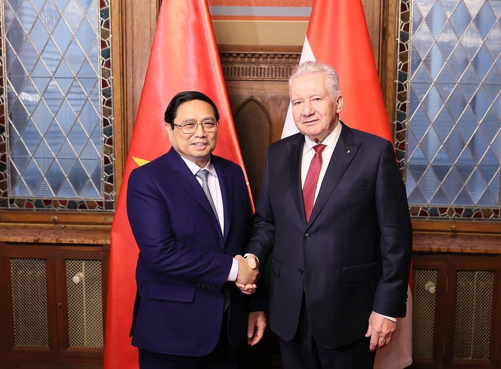 Le Vietnam veut renforcer l amitié traditionnelle et la coopération multiforme avec la Hongrie