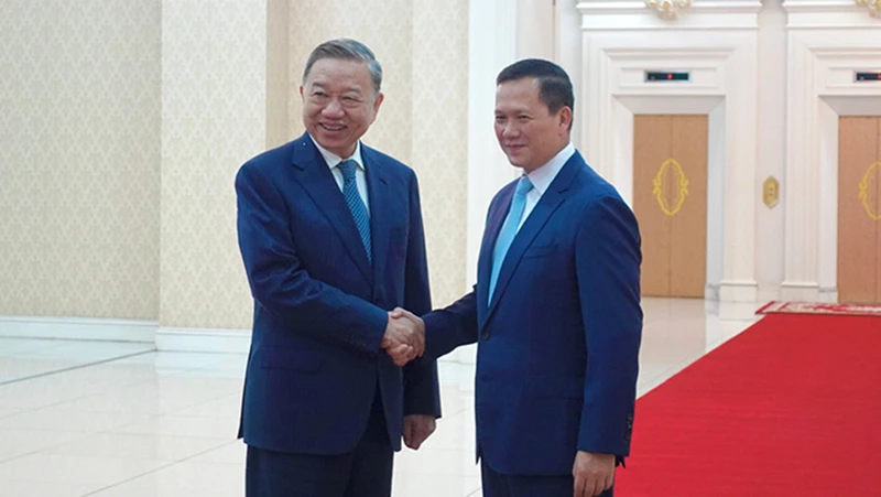 Le ministre de la Sécurité publique en visite officielle au Cambodge
