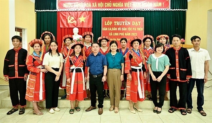 Préserver la beauté de la culture traditionnelle de la minorité ethnique Pa Then