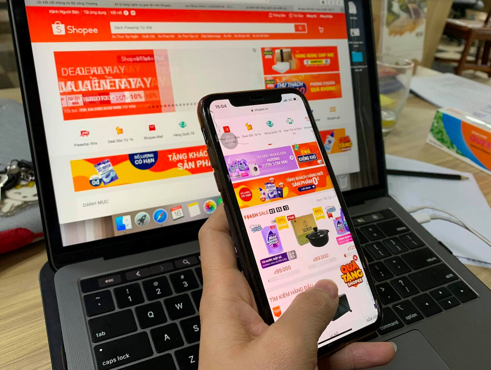 Cinq plateformes d e-commerce vietnamiennes pourraient atteindre plus de 12,7 milliards d’USD en 2024