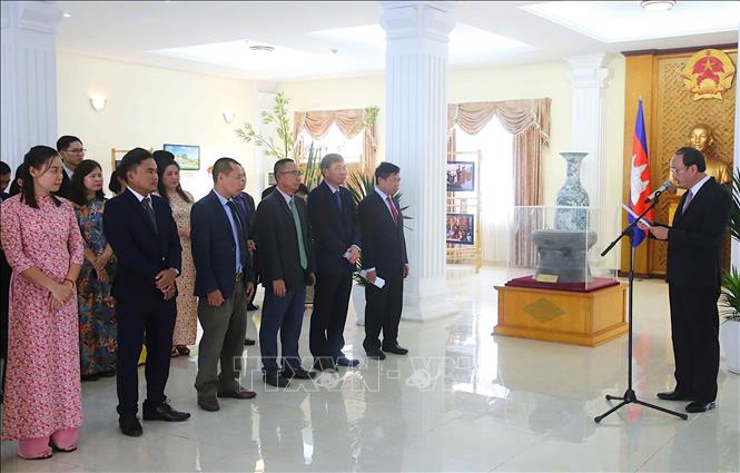 Anniversaire du PCV messages de félicitations du Laos et du Cambodge