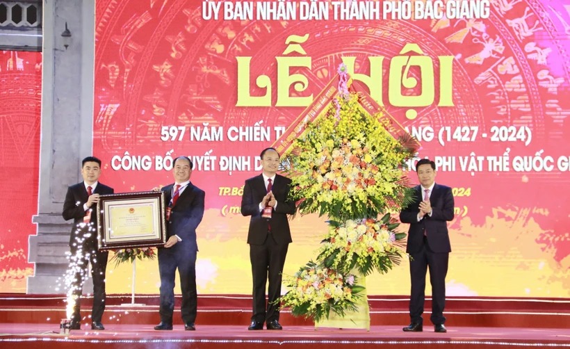 Bac Giang la fête de la victoire de Xuong Giang reconnue comme patrimoine culturel immatériel national