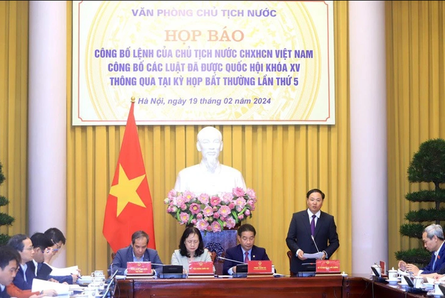 Décret du président du Vietnam sur deux lois adoptées par l Assemblée nationale