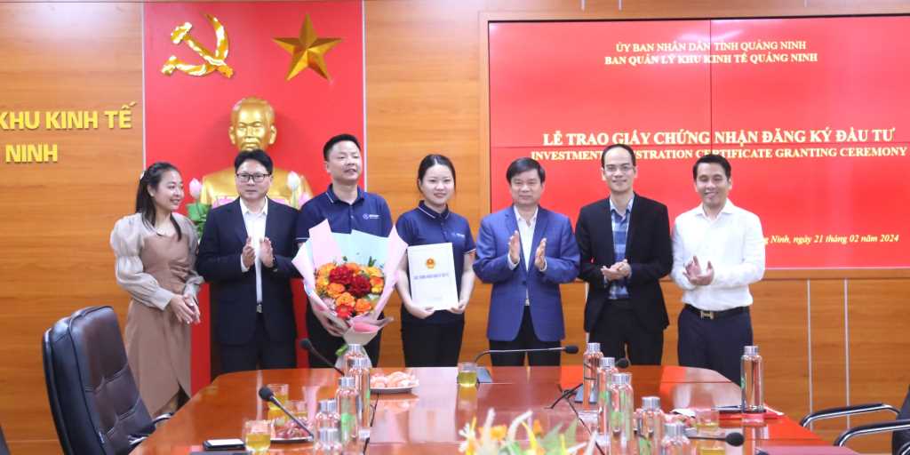 Remise de la licence d’investissement à deux projets d’IDE de 330 millions de dollars à Quang Ninh