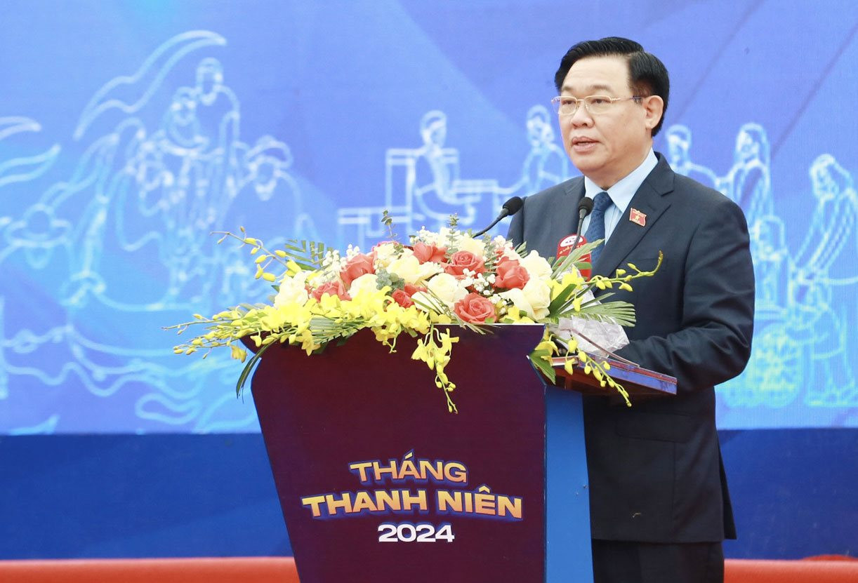 Le président de l’AN assiste au lancement du Mois de la jeunesse 2024 à Nghe An