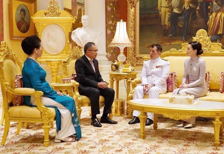 Le roi de Thaïlande apprécie hautement l’amitié Vietnam-Thaïlande