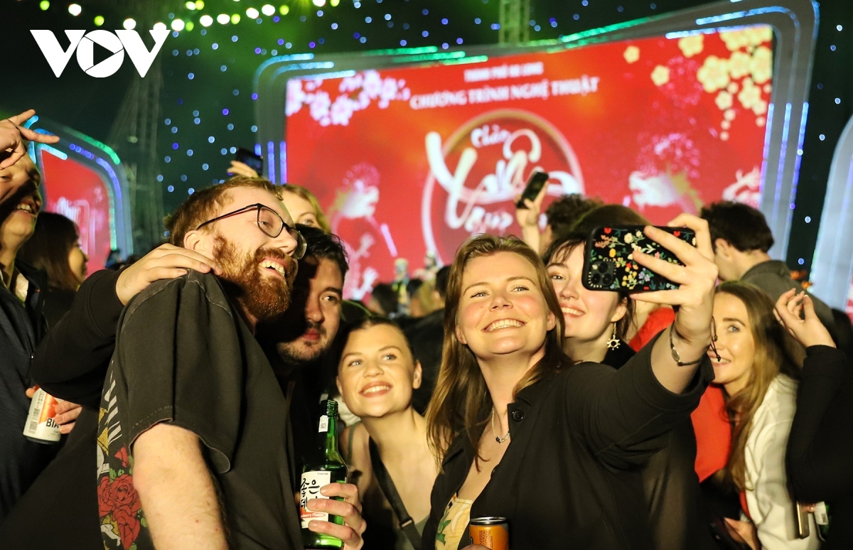 Le Vietnam proposera des visas de long séjour pour attirer les visiteurs des marchés haut de gamme