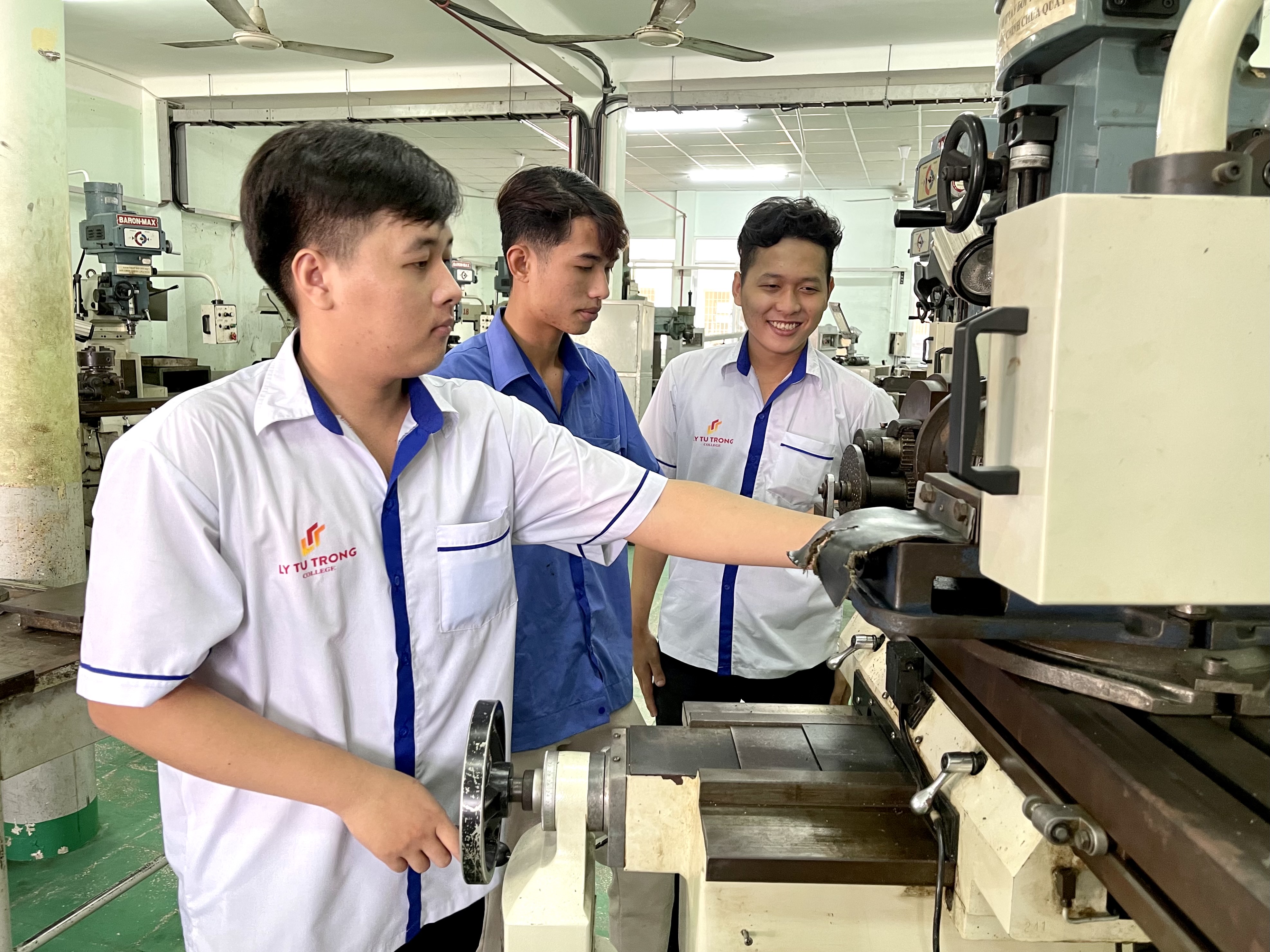 L UNESCO soutient l enseignement professionnel en faveur des enfants non scolarisés