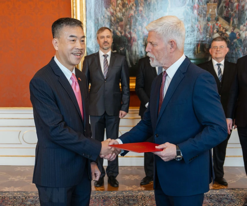 Le président tchèque Petr Pavel chérit l’amitié traditionnelle avec le Vietnam
