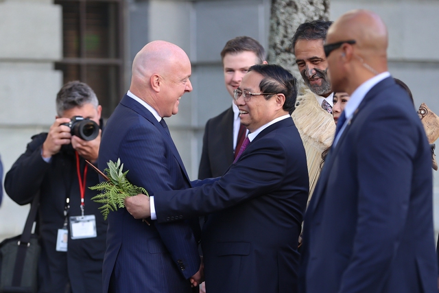 La cérémonie d accueil du PM Pham Minh Chinh en visite officielle en Nouvelle-Zélande