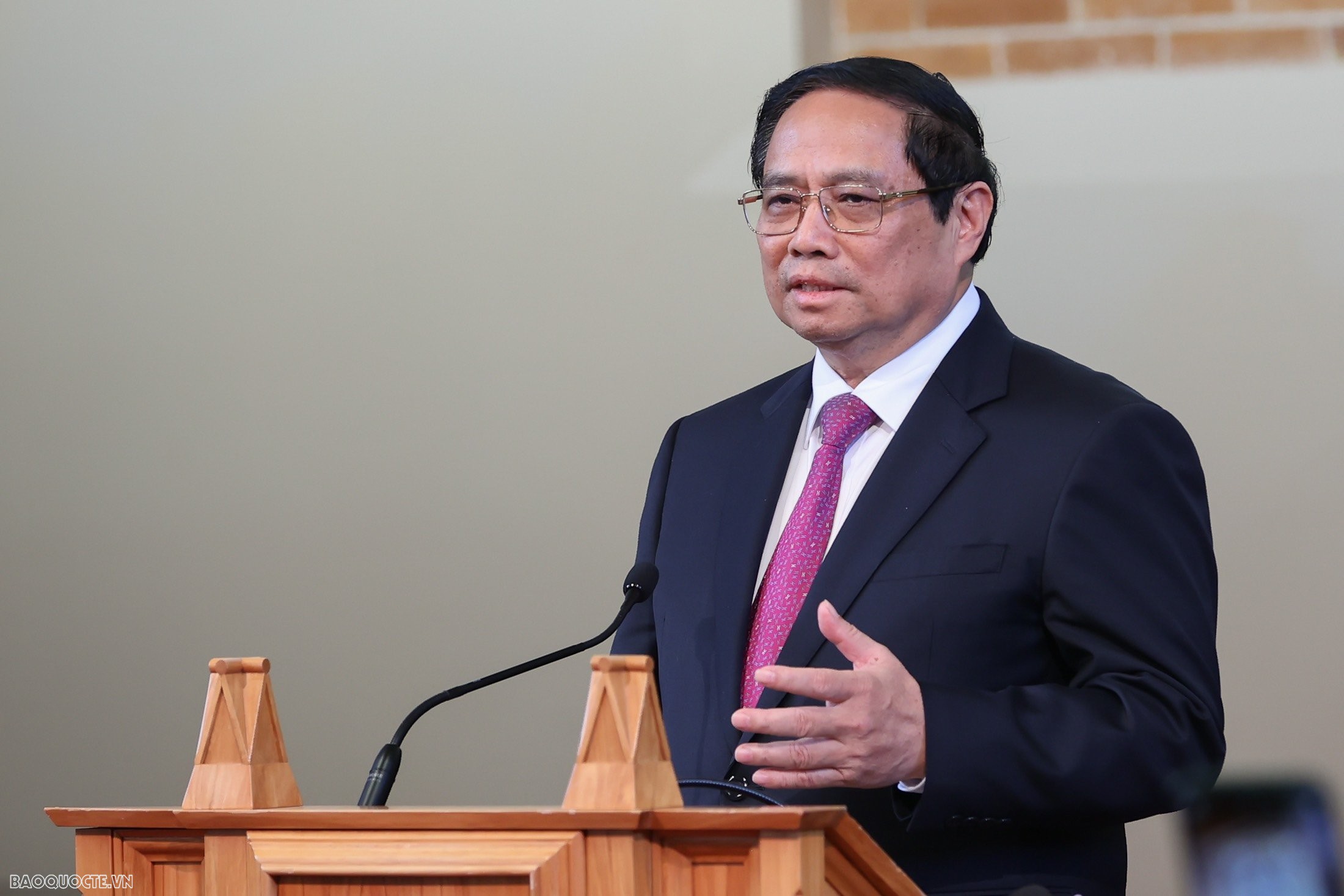 Le PM Pham Minh Chinh prononce un discours politique à l Université Victoria de Wellington