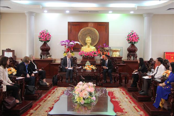 Renforcement de la coopération entre Can Tho et la Suisse dans divers domaines