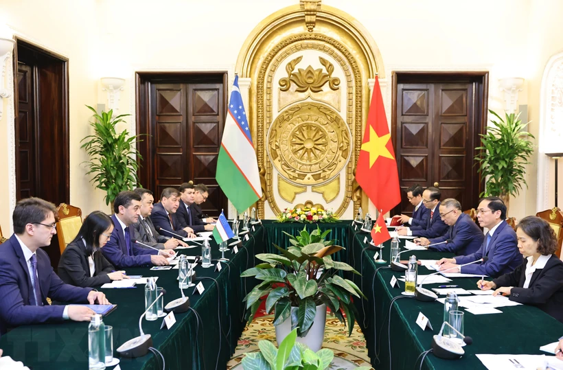 Le Vietnam et l Ouzbékistan boostent les relations de coopération bilatérale