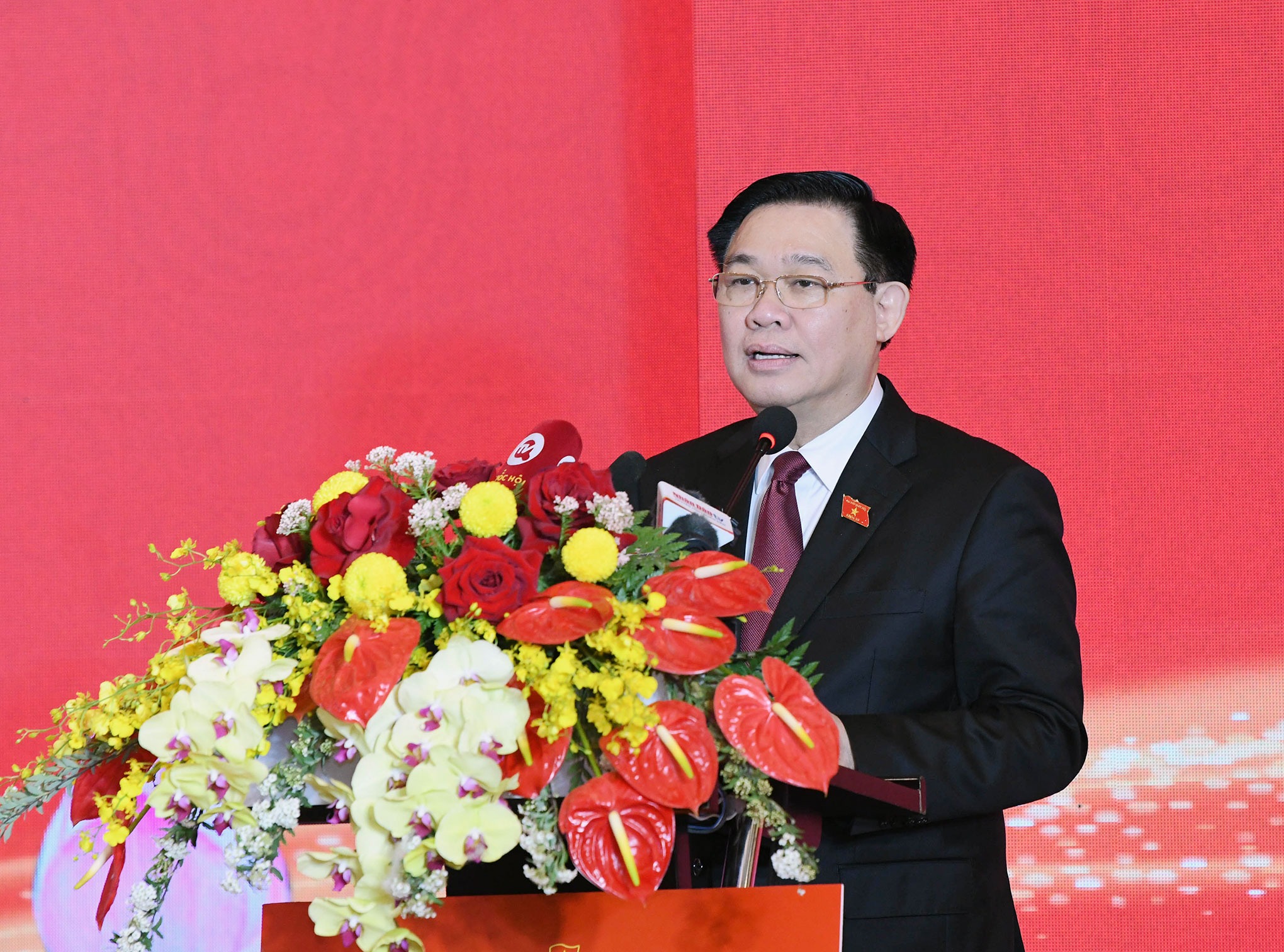 Clôture de la Conférence nationale de bilan des activités des Conseils populaires de niveau provincial