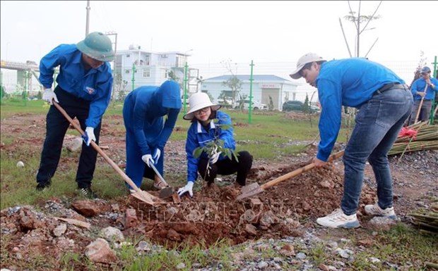 Des représentants de la jeunesse vietnamienne à un forum à l ECOSOC