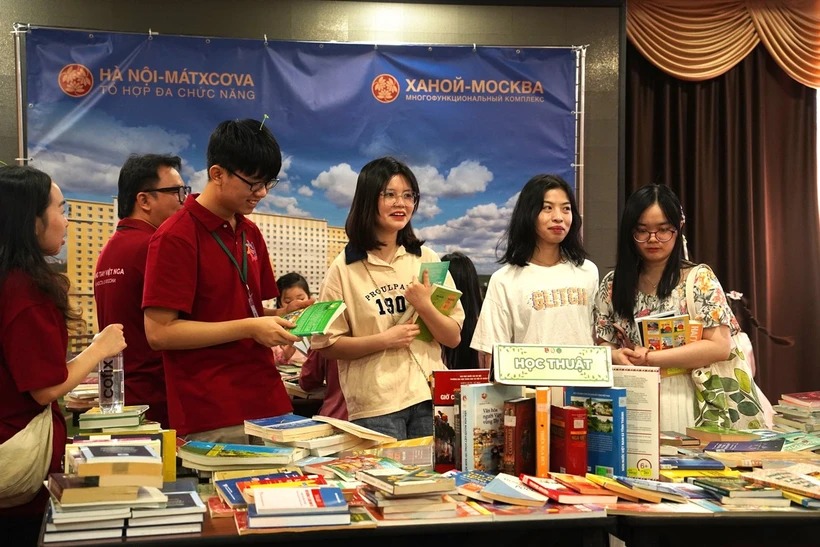 La Fête du livre promeut la culture de la lecture parmi les étudiants vietnamiens en Russie