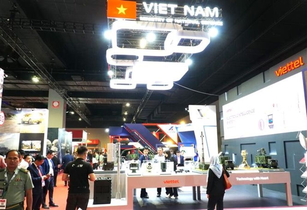 Viettel présente son savoir-faire au Salon asiatique de la défense 2024 en Malaisie