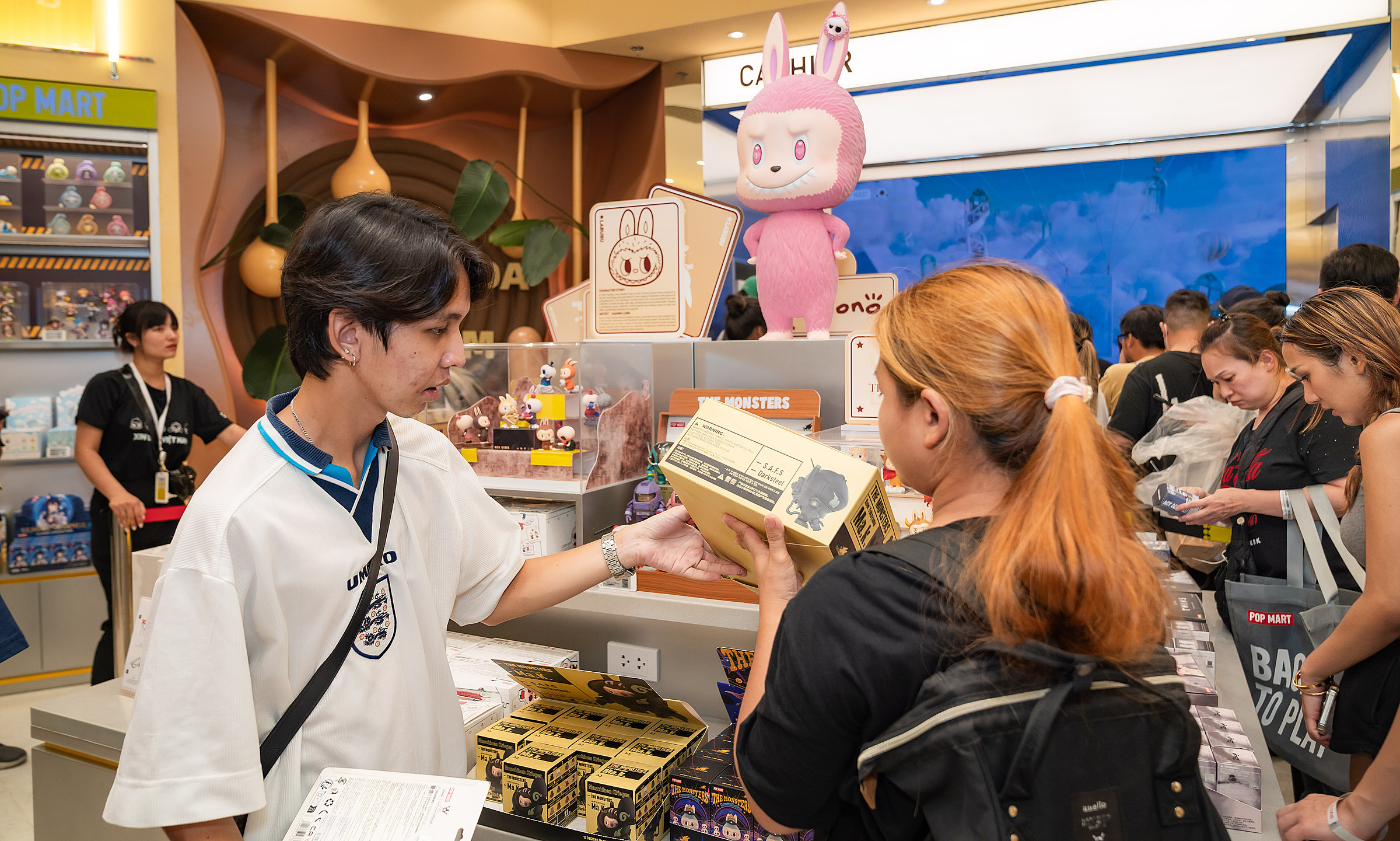 Les marques étrangères haut de gamme affluent au Vietnam