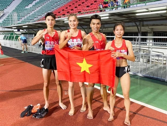 L équipe mixte vietnamienne de 4x400m remporte le bronze aux Championnats asiatiques de relais