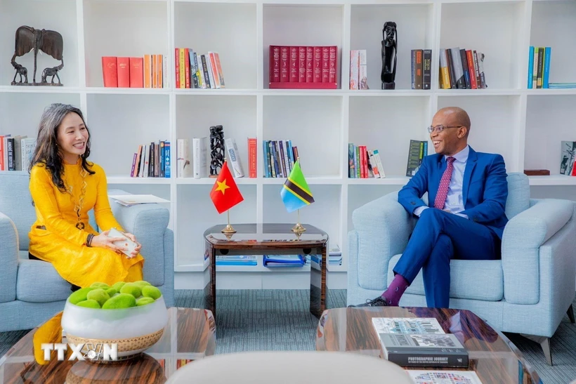 Vietnam et Tanzanie s’orientent vers la célébration des 60 ans de l’établissement des relations diplomatiques