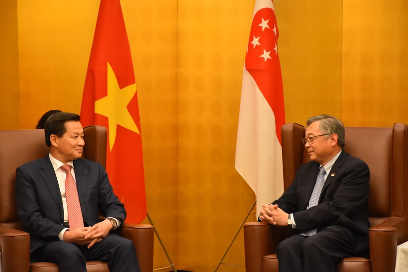 Rencontres bilatérales du vice-Premier ministre Le Minh Khai au Japon