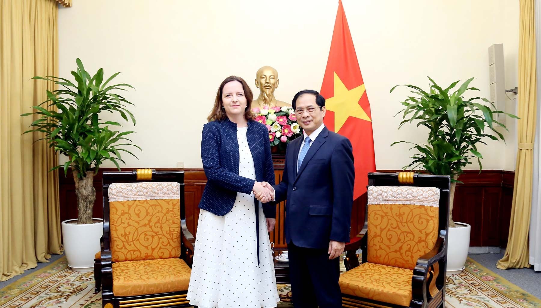 Le Vietnam souhaite renforcer la coopération multiforme avec la Pologne