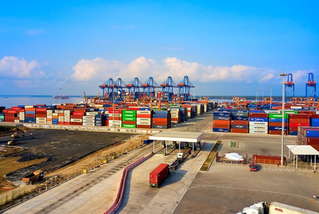 Le Vietnam affiche un excédent commercial de plus de 8 milliards de dollars sur cinq mois