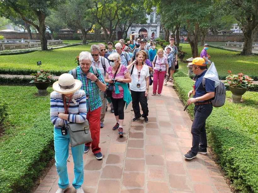 Le Vietnam accueille près de 7,6 millions de touristes internationaux en cinq mois