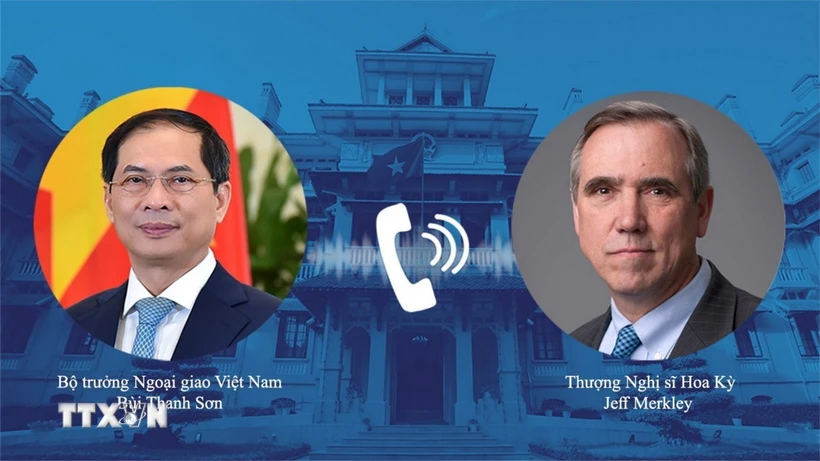 Le ministre Bui Thanh Son s’entretient avec le sénateur américain Jeff Merkley