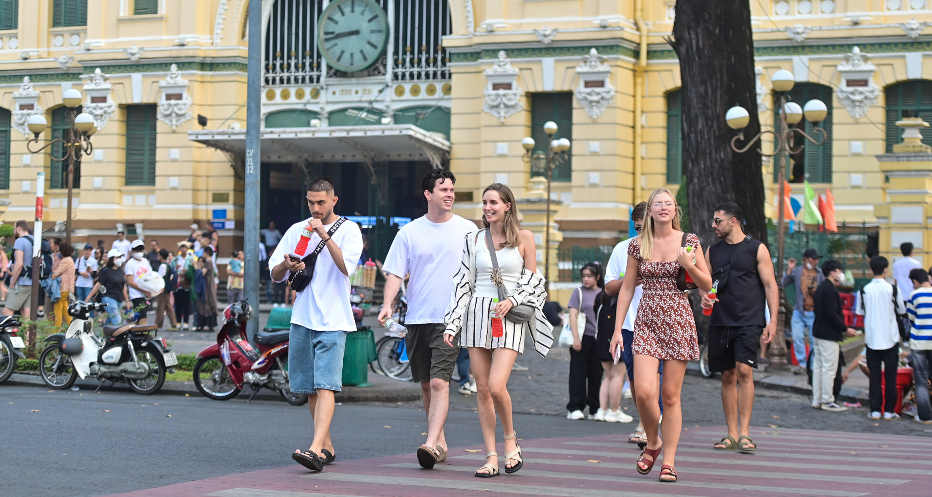 Le tourisme vietnamien continue de prospérer en mai