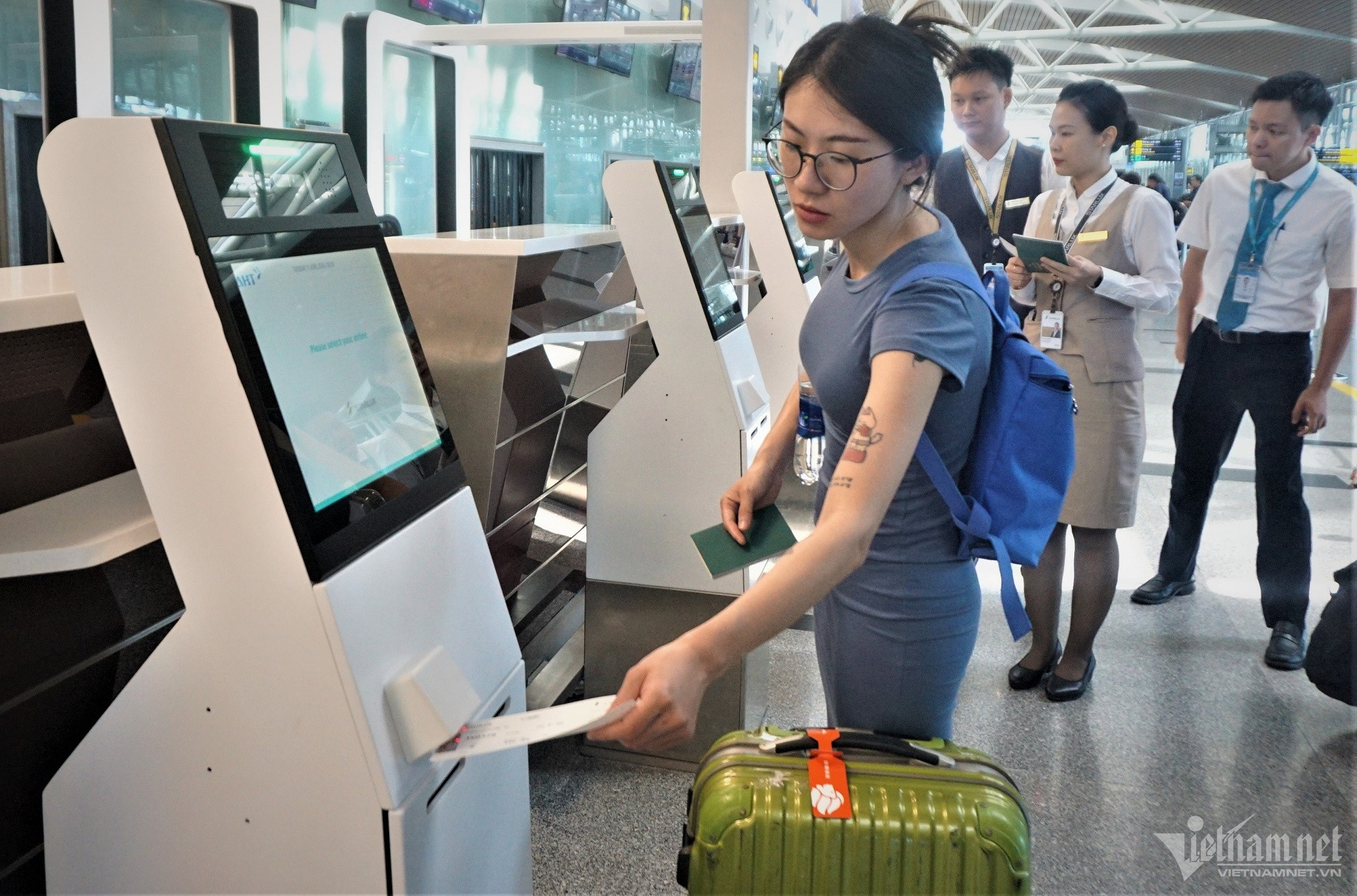L aéroport de Da Nang introduit l enregistrement automatisé des bagages pour les passagers internationaux