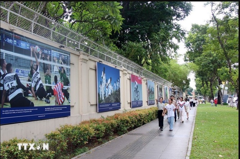 L exposition Sport et Fraternité fait la promotion des Jeux olympiques et paralympiques de 2024