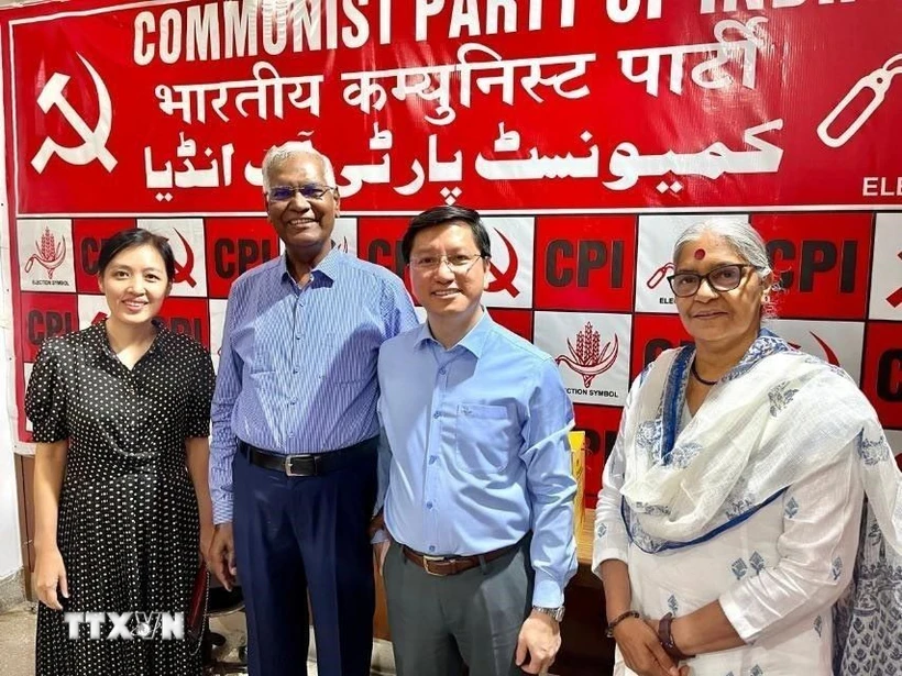 Renforcer les relations entre des Partis politiques indiens et le Parti communiste du Vietnam