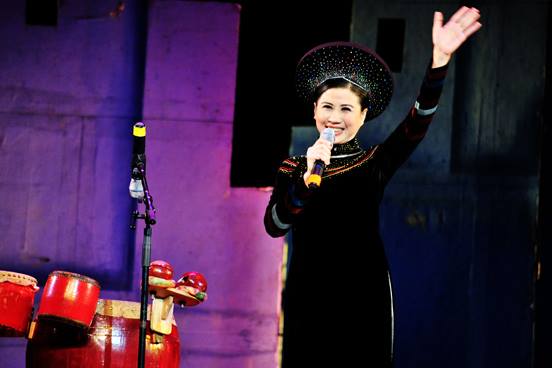 La musique traditionnelle du Vietnam résonne au Festival de Cannes