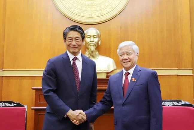 Le président du FPV reçoit le nouvel ambassadeur du Japon au Vietnam