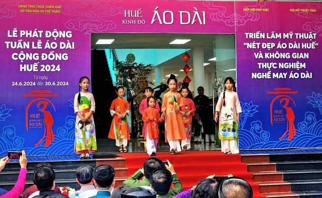 Semaine en l’honneur de l’ao dài de Huê