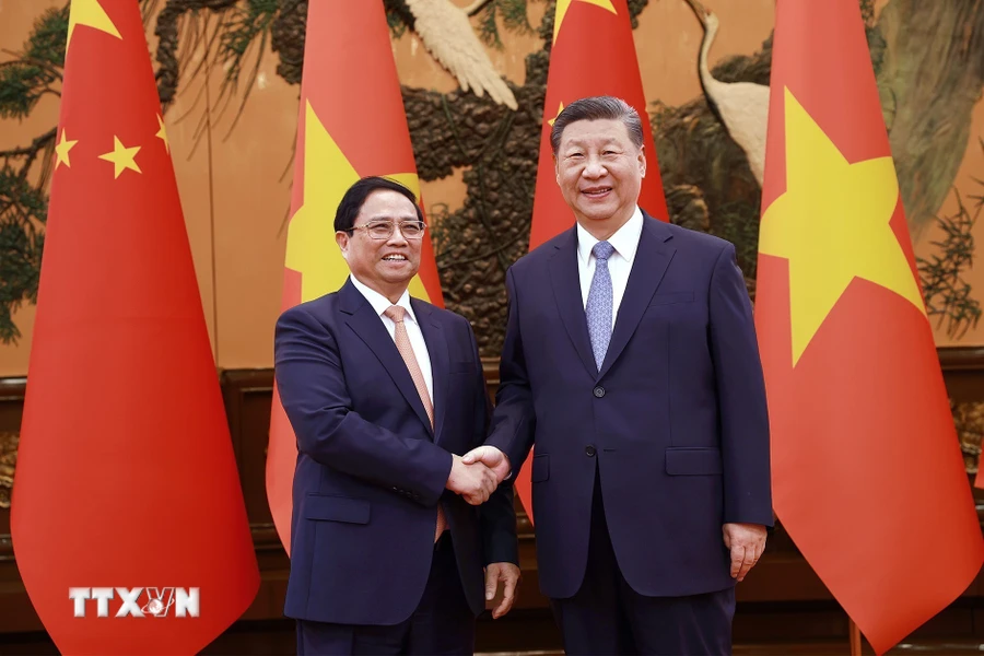 Le Premier ministre Pham Minh Chinh rencontre le dirigeant chinois Xi Jinping