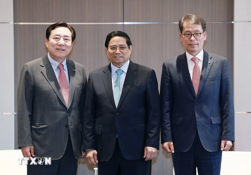 Le Premier ministre Pham Minh Chinh rencontre des hommes d’affaires sud-coréens