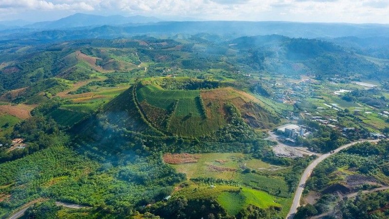 La désignation du géoparc mondial de Dak Nong revalidée pour la période 2024-2027