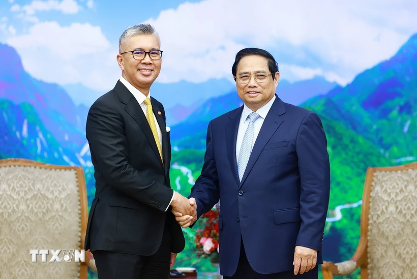 La Malaisie est le principal partenaire commercial et d investissement du Vietnam