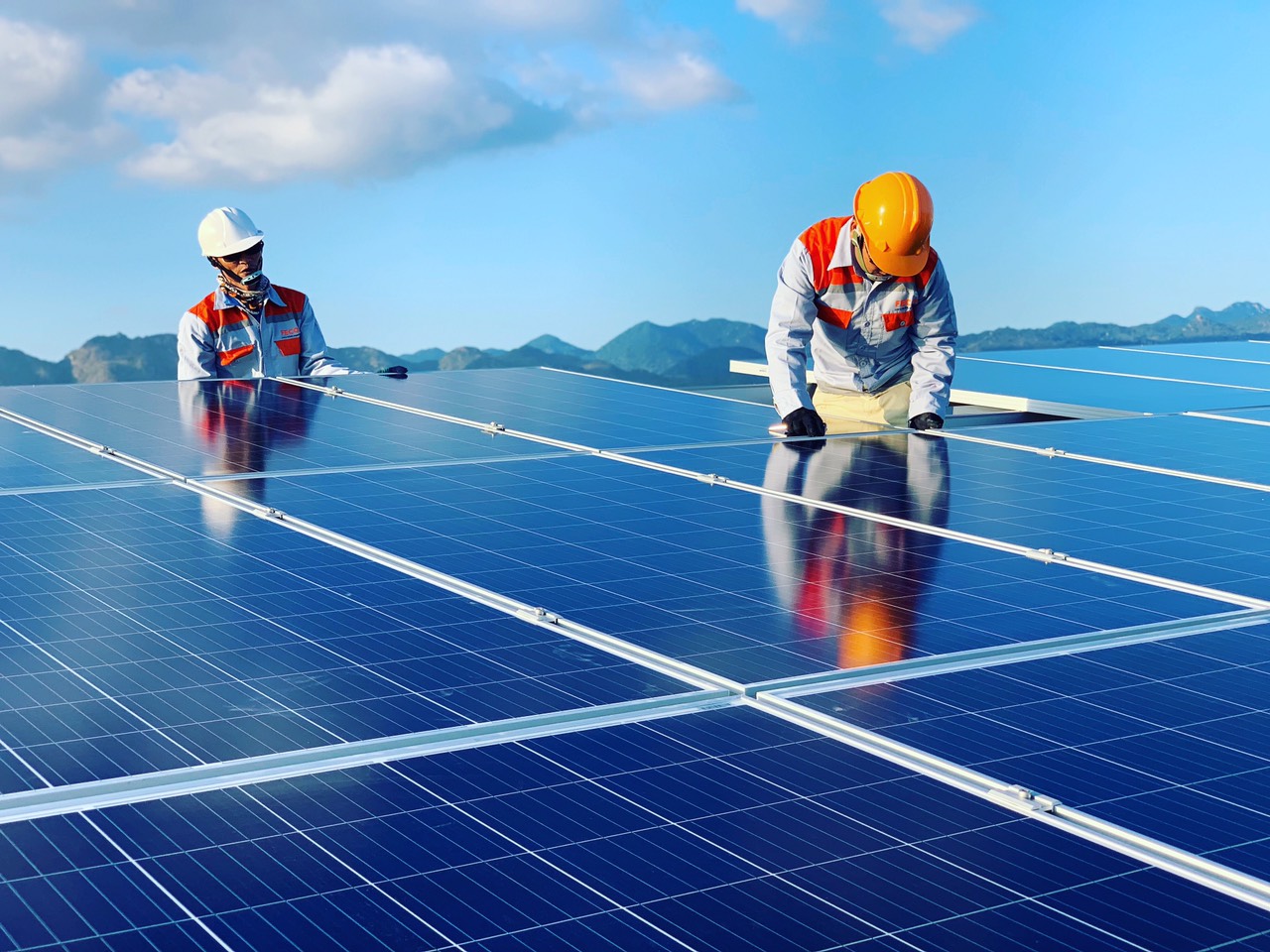 HSBC finance des projets solaires de Leader Energy au Vietnam
