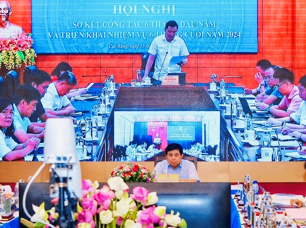 Efforts d’aider les entreprises à s intégrer profondément dans la chaîne d approvisionnement mondiale des semi-conducteurs